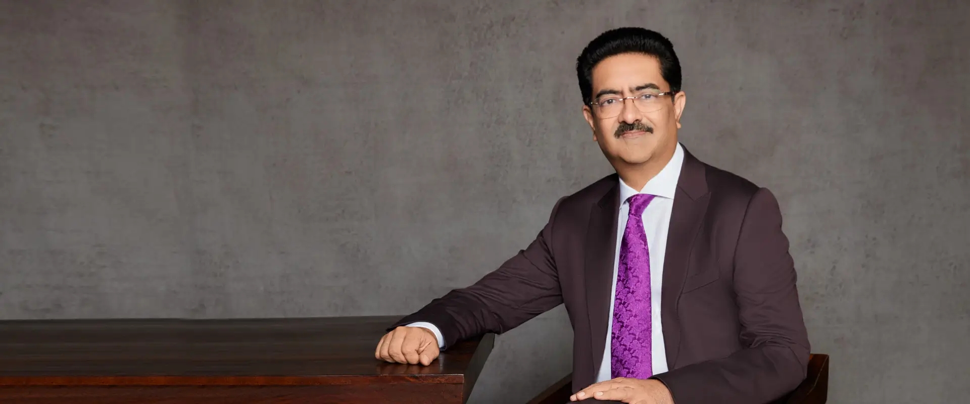 คุณ Kumar Mangalam Birla