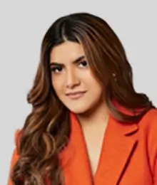 Frau Ananya Birla